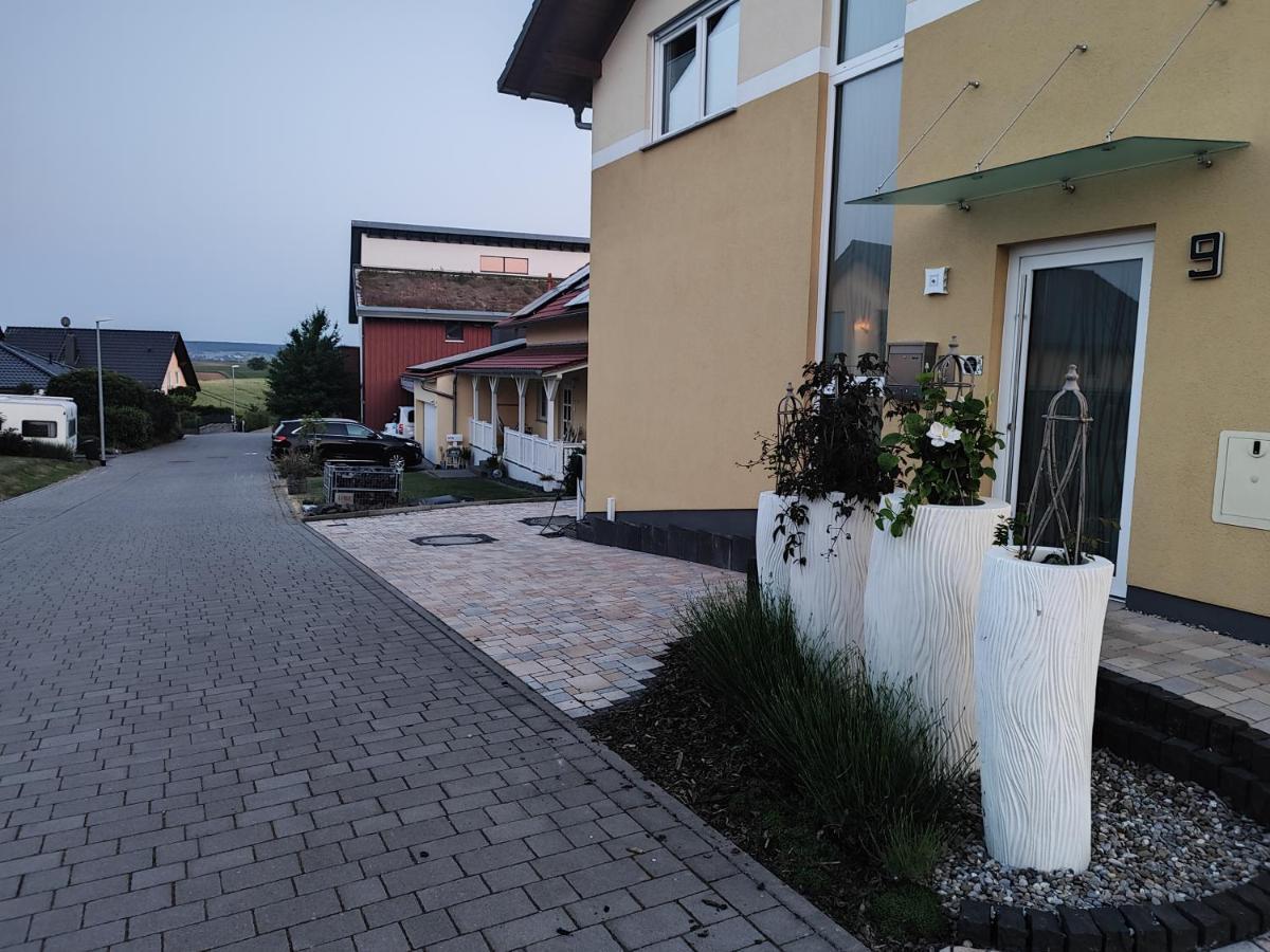 Komfortzone - Stilvolle Gaestewohnung In Apartament